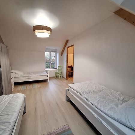 Les Hirondelles De La Baie Villa Vains Exteriör bild